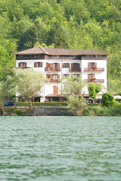 Hotel Acquevive 3*